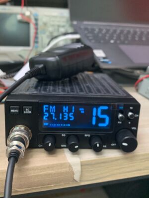 CB-raadiojaam PNI Escort HP 15